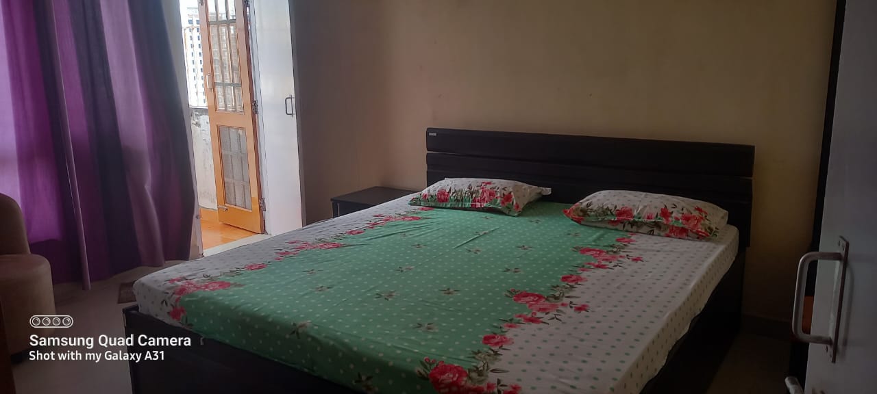 3 BHK + Pooja Room Apartment For Sale in Gomti Nagar