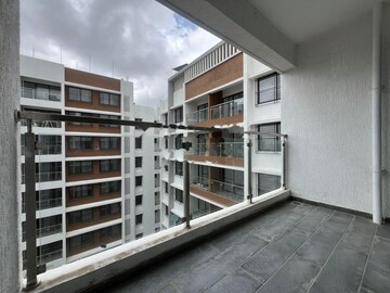 Balcony in 2.5 BHK Apartment at Unique Youtopia, Kharadi – for Rent