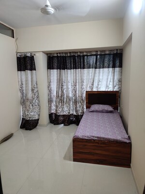 Living Room in  Pg at Malad East – for Rent