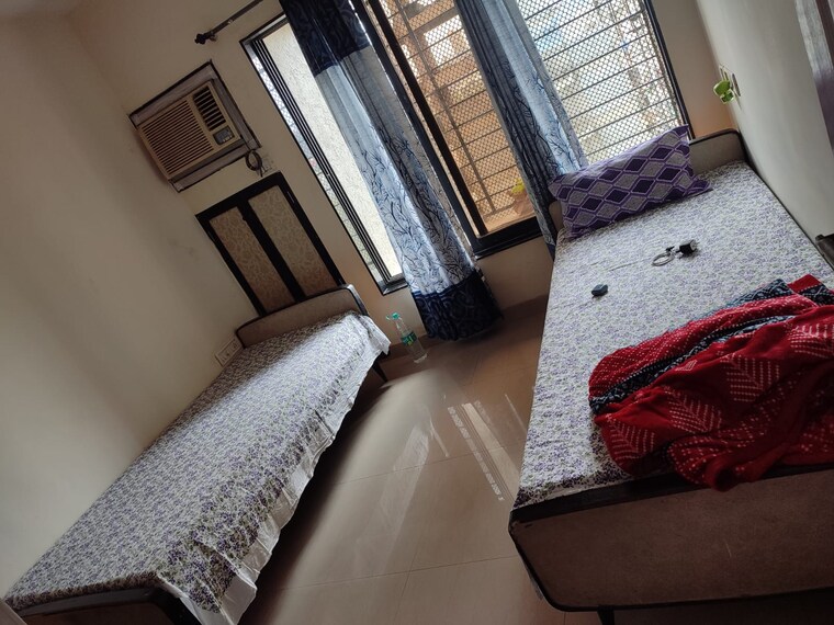 Living Room, malad east Pg For Boys & Girls In Malad East 9171355