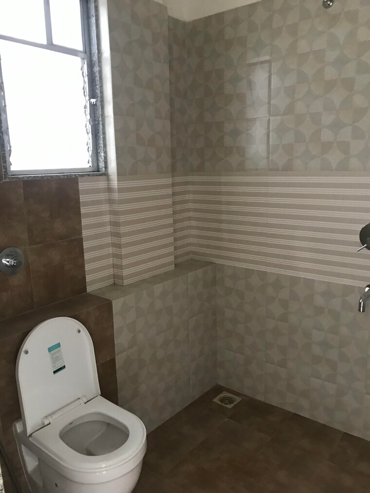 Bathroom, axis-paradigm-whistling-meadows 2 Bedroom 1000 Sq.Ft. Apartment In Paud Road Pune 9171403