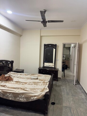 Living Room in 2.5 BHK Apartment at Gaur City-2, Gaur City 2 – for Rent