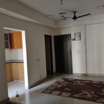 2 BHK Apartment For Rent in Mahagun Mywoods II, Sector 16c Greater Noida