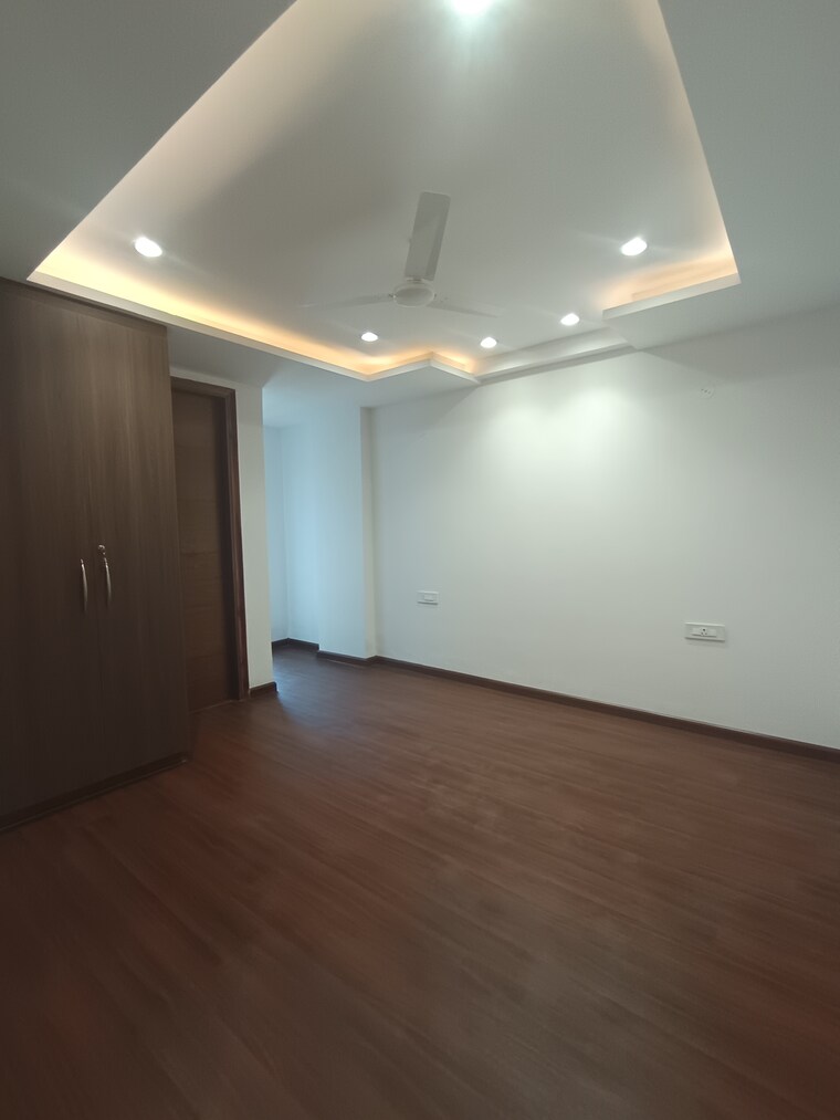 Room, dlf phase i 4 Bedroom 318 Sq.Yd. Builder Floor In Dlf Phase I Gurgaon 9171543