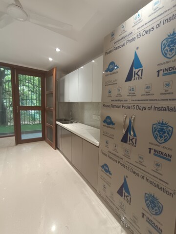 Master Plan in 4 BHK Builder Floor at Dlf Phase I – for Sale