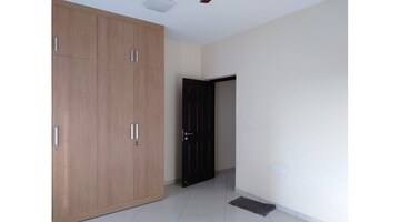 Room in 2 BHK Apartment at Sobha Meritta, Kelambakkam – for Sale