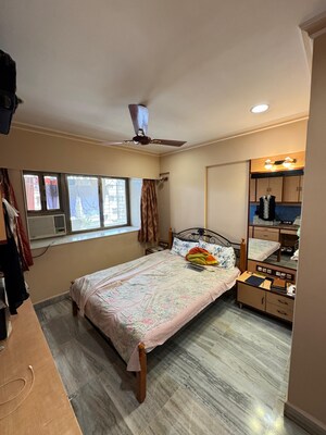 Bedroom in 2 BHK Apartment at Amazon Apartments, Borivali West – for Sale