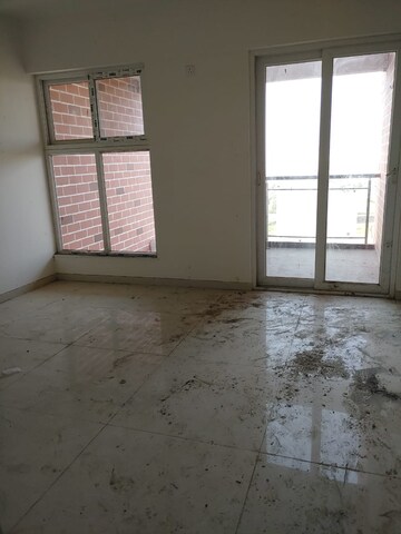 Room in 2 BHK Apartment at Pinnacle Neelanchal, Baner – for Sale