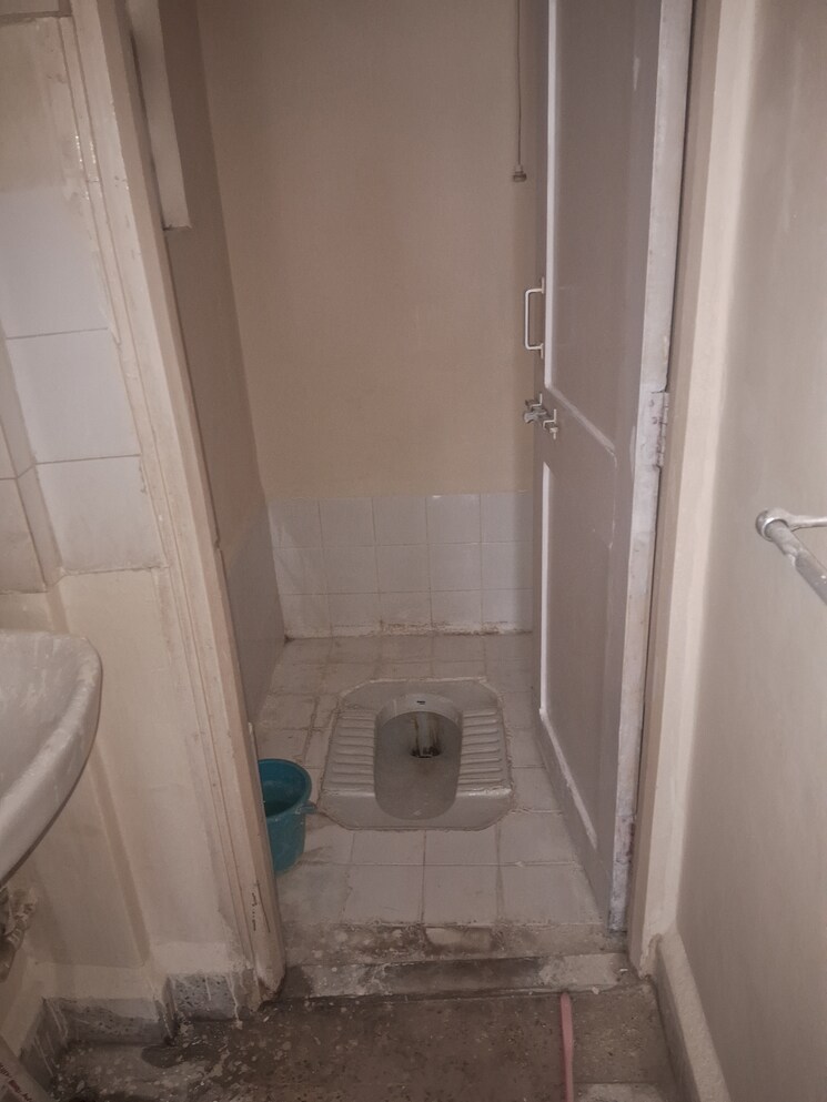 Bathroom, visava-gharkul 1 Bedroom 550 Sq.Ft. Apartment In Aundh Pune 9171656