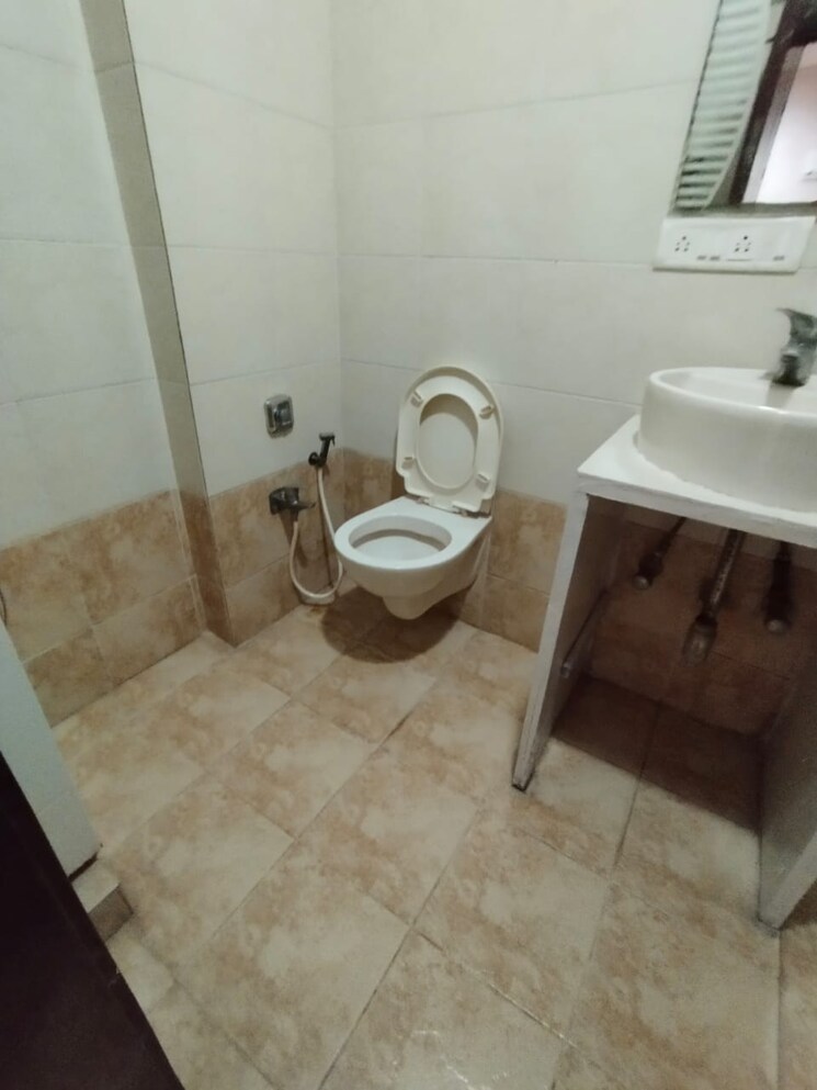 Bathroom, royal-palms Studio 450 Sq.Ft. Apartment In Goregaon East Mumbai 9171647