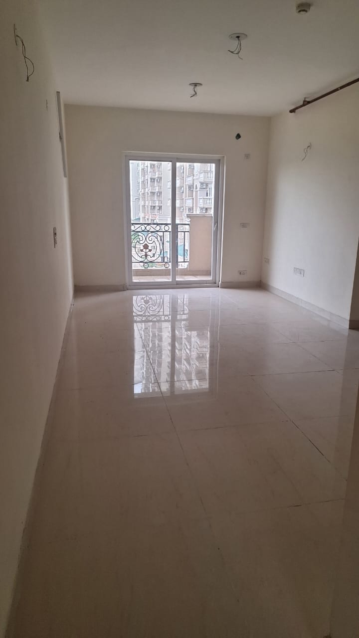 2.5 BHK + Study Room Apartment For Sale in ACE Golf Shire