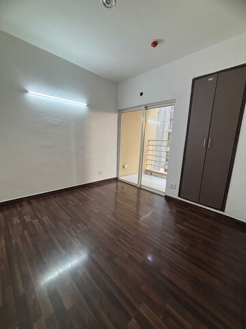 2.5 BHK Apartment For Sale in Paras Tierea, Sector 137