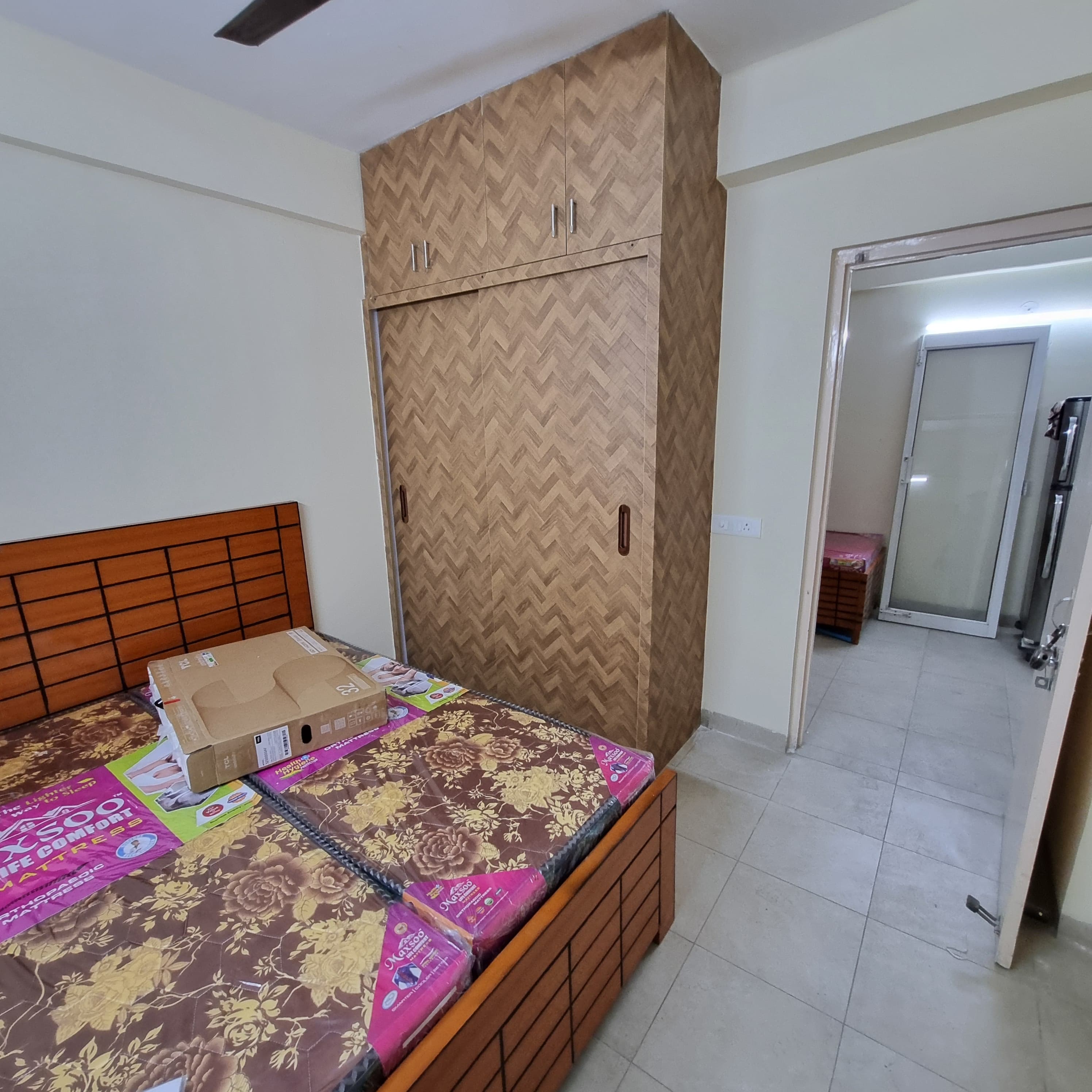 1 BHK Apartment For Rent in Wave Dream Homes