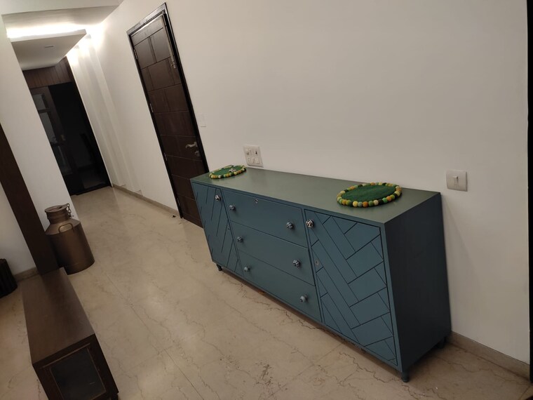 Bedroom, greater kailash ii 4 Bedroom 300 Sq.Yd. Builder Floor In Greater Kailash ii Delhi 9171790