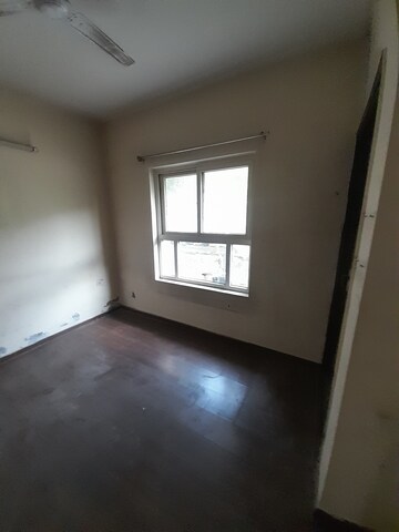 Room in 2 BHK Apartment at Adore Happy Homes, Sector 86 – for Sale