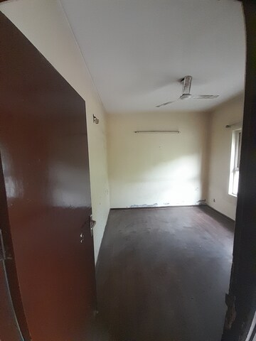 Furnished Amenities in 2 BHK Apartment at Adore Happy Homes, Sector 86 – for Sale