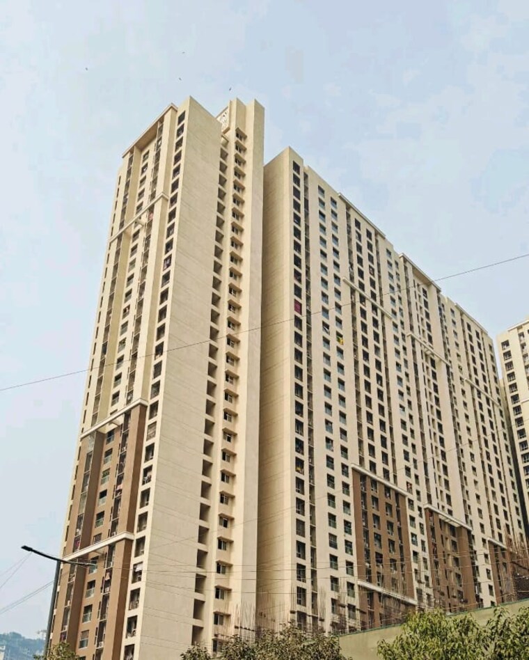 Exterior View, dosti-oak 2 Bedroom 575 Sq.Ft. Apartment In Kolshet Industrial Area Thane 9171846