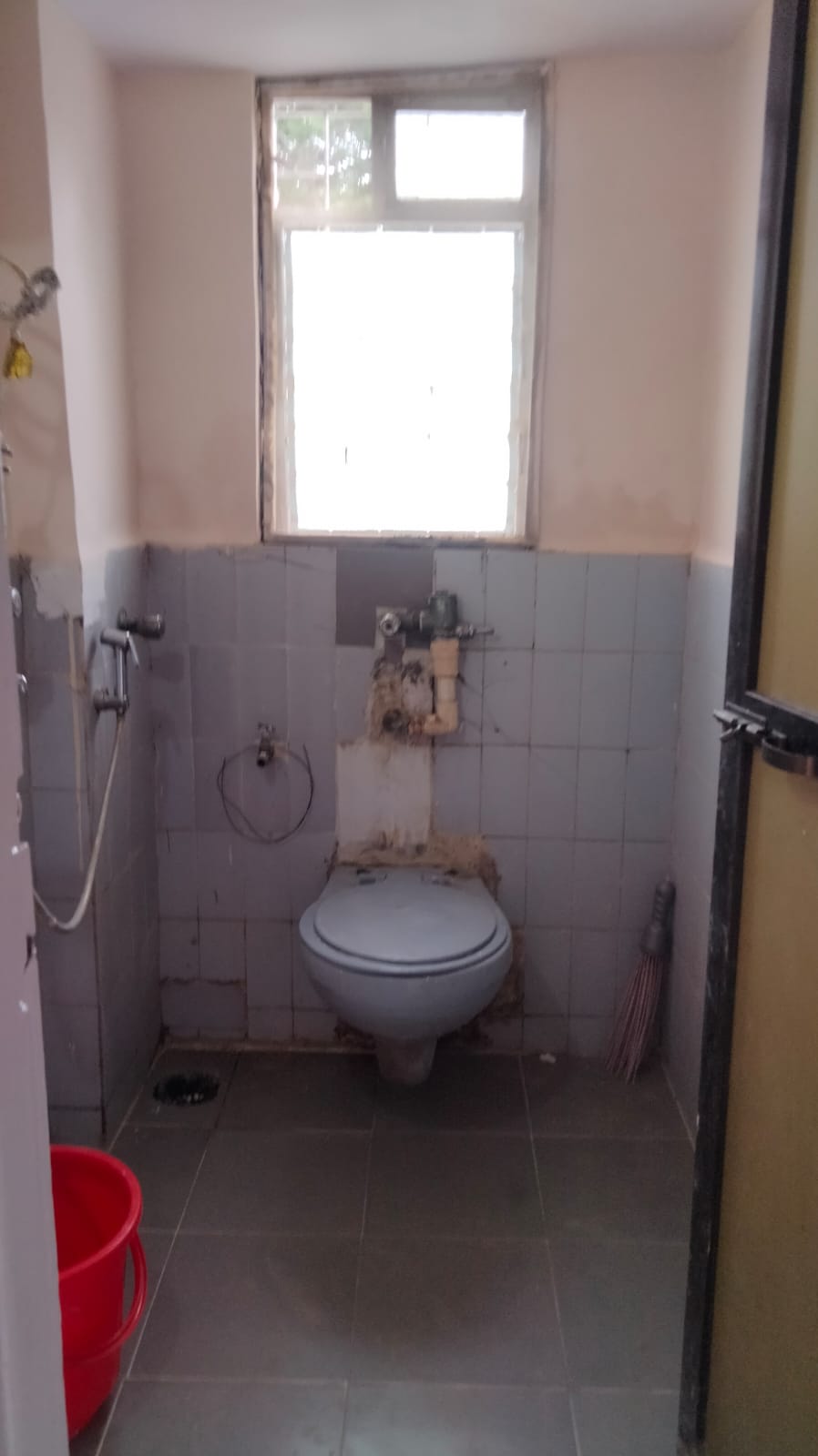 1 BHK Apartment For Sale in Crystal Avenue