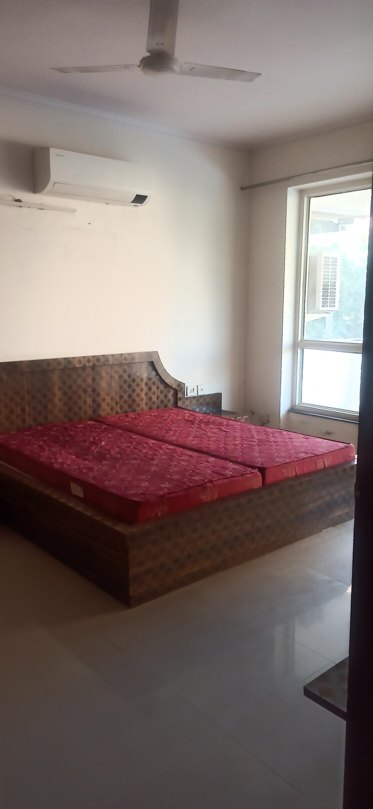 Bedroom, emerald-green 3 Bedroom 2200 Sq.Ft. Apartment In Sector 52 Gurgaon 9172018