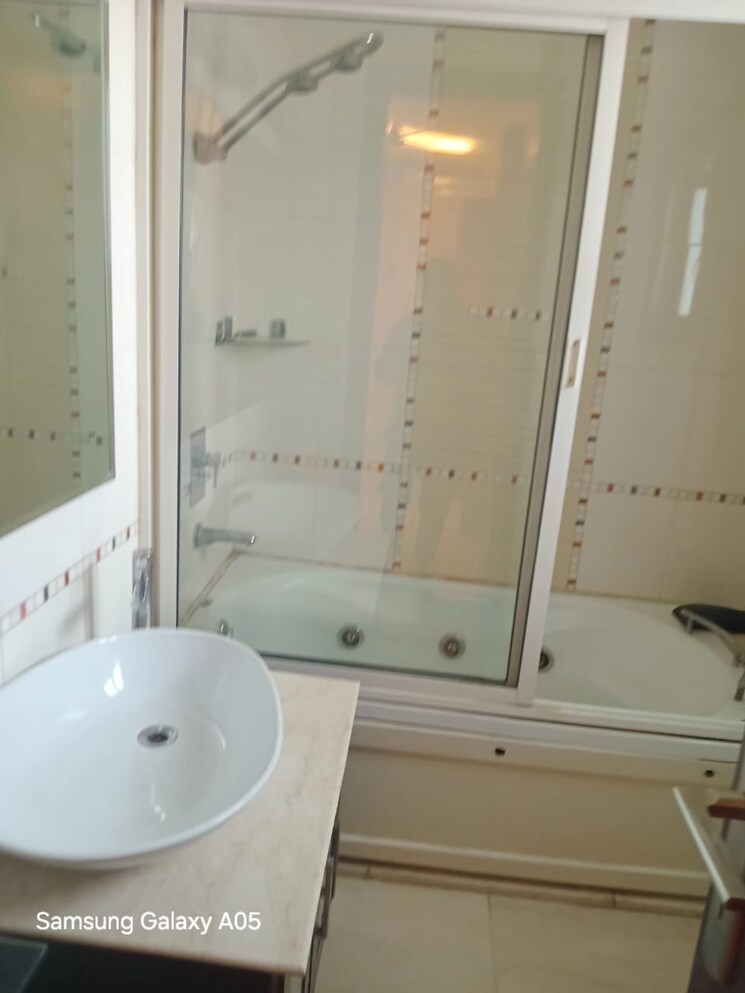 Master Bedroom, greater kailash ii 4 Bedroom 1000 Sq.Yd. Independent House In Greater Kailash ii Delhi 9172025