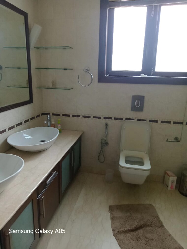 Bathroom, greater kailash ii 4 Bedroom 1000 Sq.Yd. Independent House In Greater Kailash ii Delhi 9172025