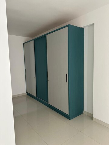 Room in 4 BHK Villa at My Home Ankura, Tellapur – for Rent