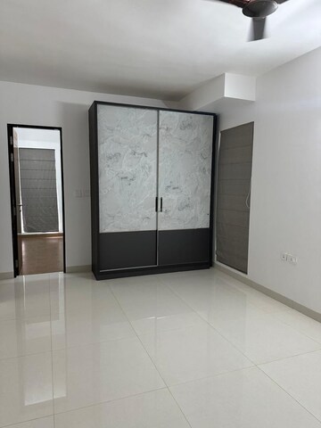 Room in 4 BHK Villa at My Home Ankura, Tellapur – for Rent