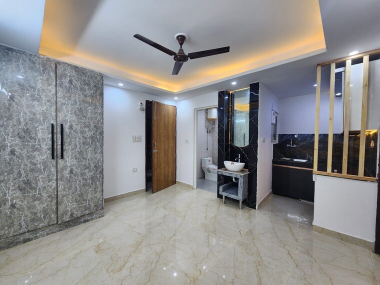 Living Room, freedom fighters enclave 1 Bedroom 1000 Sq.Ft. Apartment In Freedom Fighters Enclave Delhi 9172045