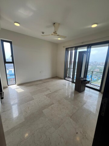 2 BHK Apartment For Rent in Lodha NCP Commercial Tower Supremus, Wadala