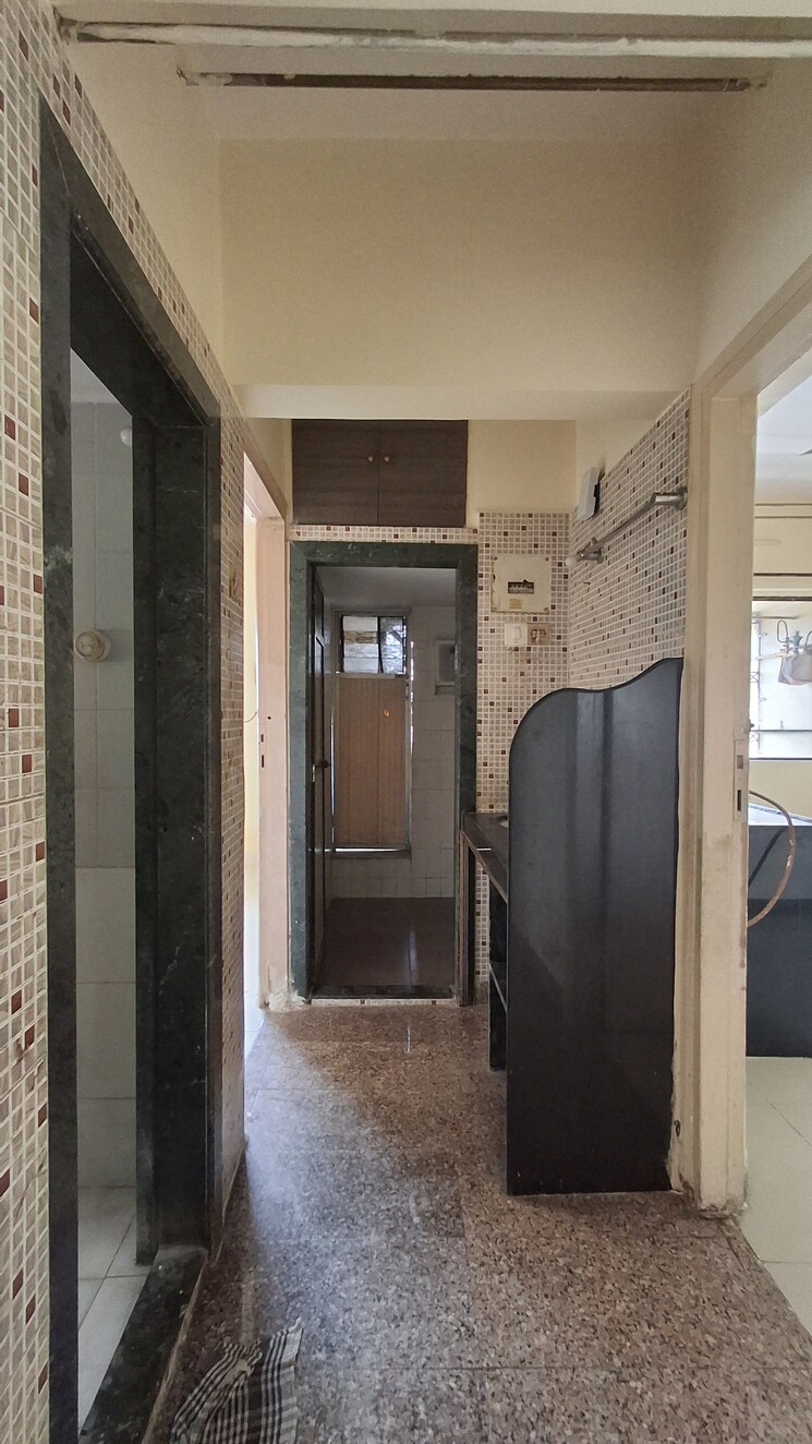 Kitchen, thakur-ganpati-tower 1 Bedroom 680 Sq.Ft. Apartment In Kandivali East Mumbai 9172091