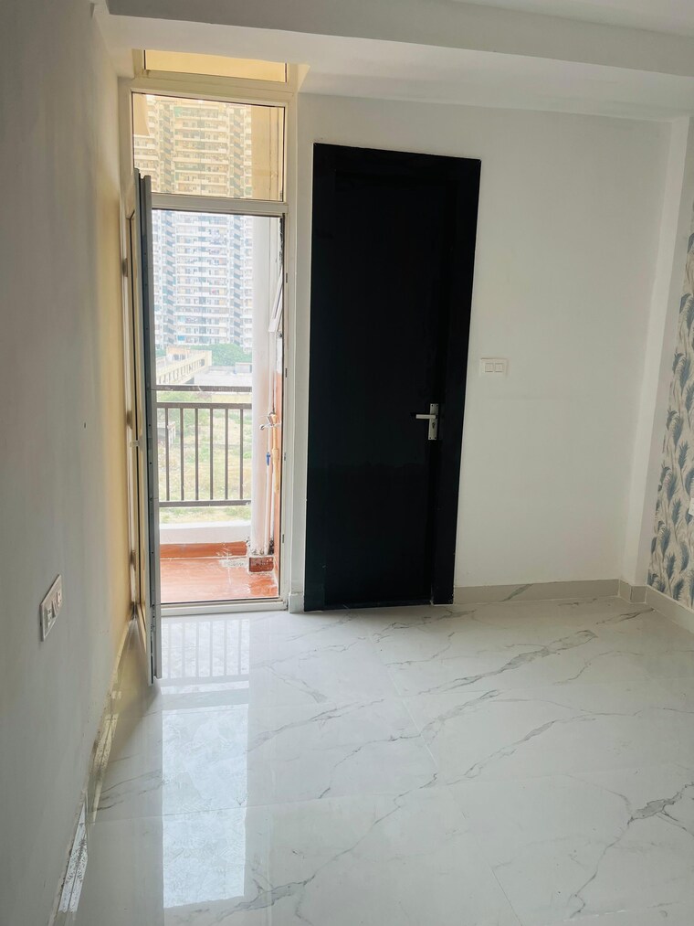 Room, sector 1 greater noida 3 Bedroom 1500 Sq.Ft. Builder Floor In Sector 1 Greater Noida Greater Noida 9138631