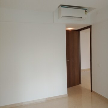 Room in 3 BHK Apartment at Powai – for Rent
