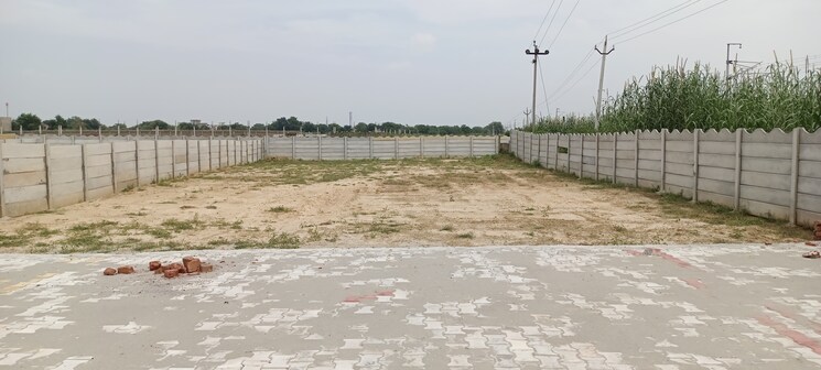undefined, etmadpur Commercial Industrial Plot 670 Sq.Yd. In Etmadpur Agra 9172116