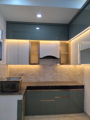 Kitchen in 3 BHK Builder Floor at Sector 73 – for Sale