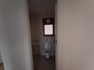 Bathroom in 1 BHK Apartment at Shreedham Splendour, Andheri West – for Sale