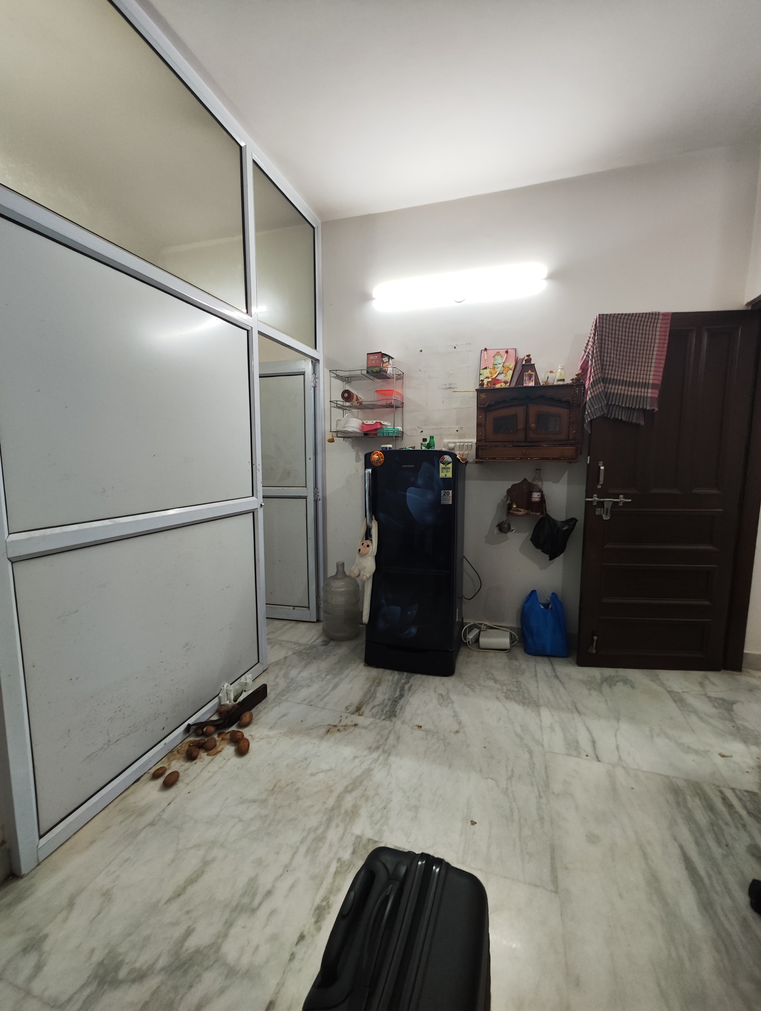 1 BHK + Study Room Apartment For Rent in Katwaria Sarai