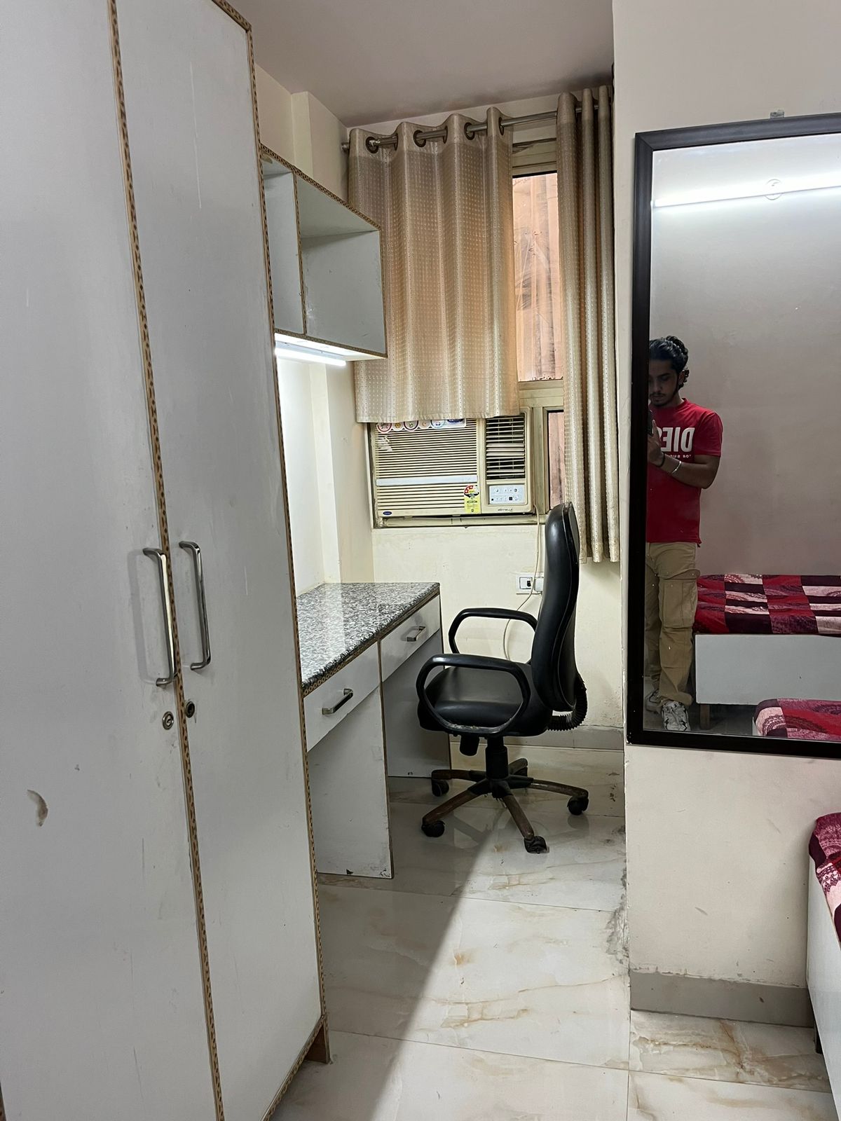 3 BHK + Servant Room,Study Room Builder Floor For Rent in New Rajinder Nagar