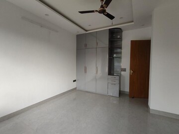 Room in 3 BHK Apartment at Informatics Apartment, Pi Greater Noida – for Rent