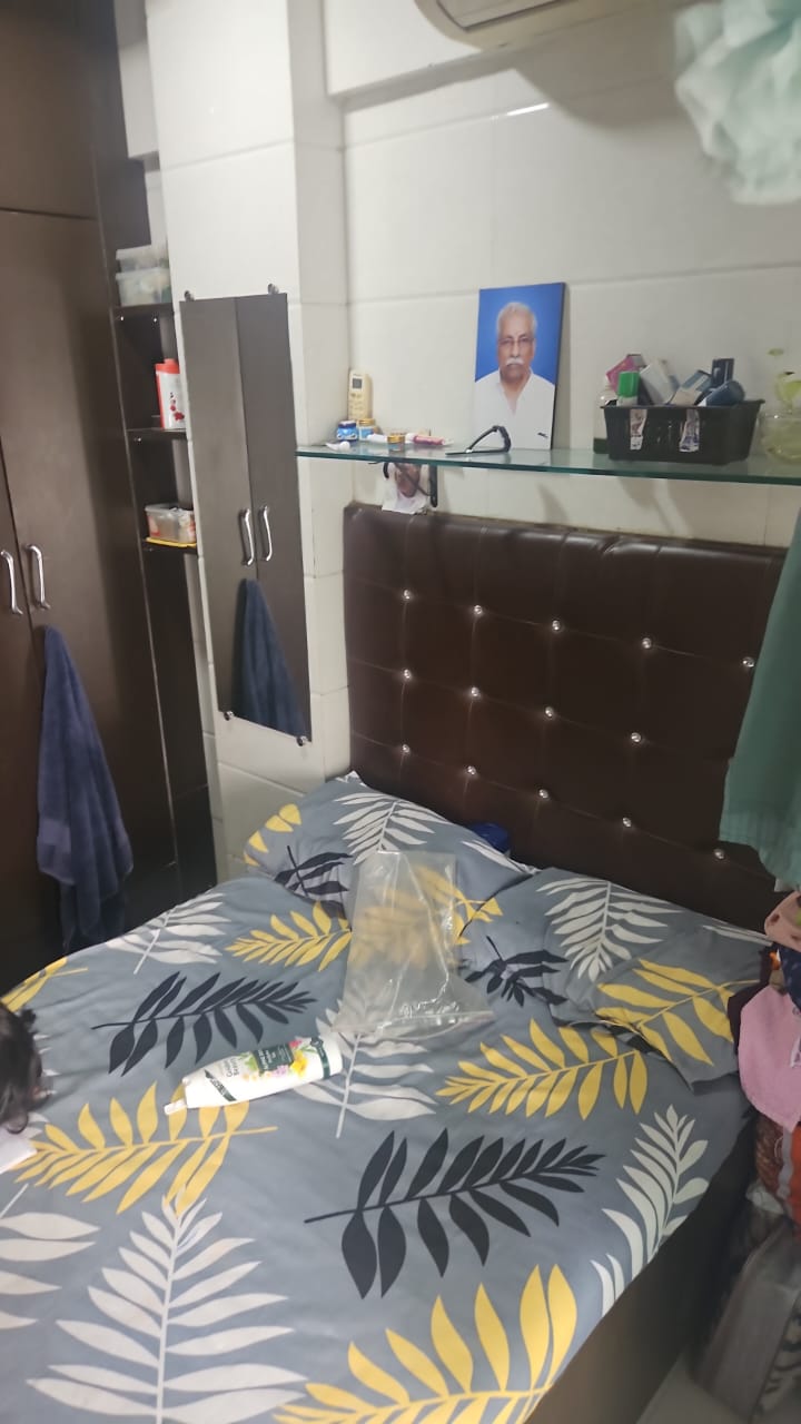 1 BHK 450 Sq.Ft. Apartment in Pradnya Apartment Vakola