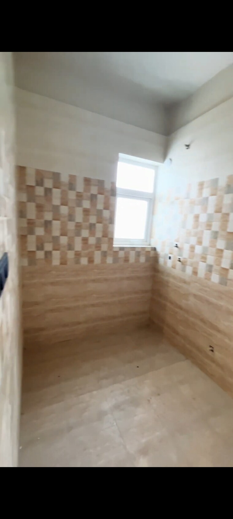 Bathroom, sector 104 4 Bedroom 1100 Sq.Ft. Apartment In Sector 104 Faridabad 9172171