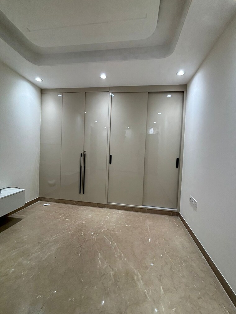 undefined, hauz khas 3 Bedroom 215 Sq.Yd. Builder Floor In Hauz Khas Delhi 9172254