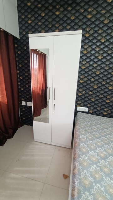 Master Bedroom in 2 BHK Apartment at Gardina, Santacruz East – for Rent