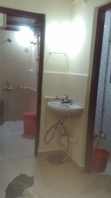 Bathroom in 1 BHK Apartment at Chinchwad – for Rent