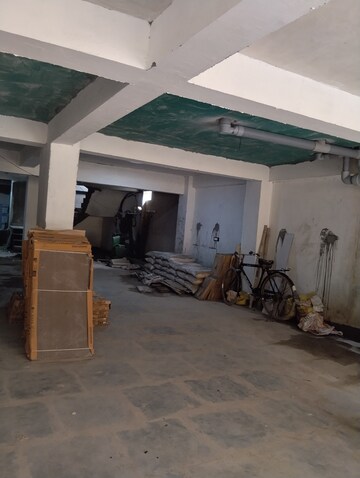 Parking in 3 BHK Builder Floor at Sector 73 – for Sale