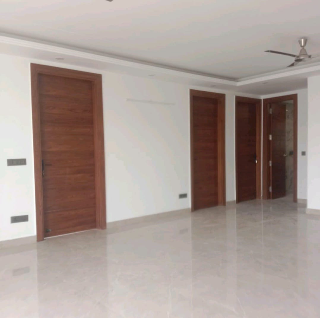 4 BHK + Servant Room,Study Room Builder Floor For Rent in Vasant Kunj