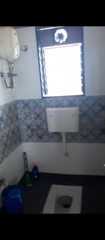 Team Area in 1.5 BHK Builder Floor at Hilton Residency, Byculla West – for Rent