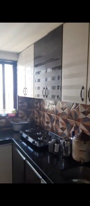 Gym in 1.5 BHK Builder Floor at Hilton Residency, Byculla West – for Rent