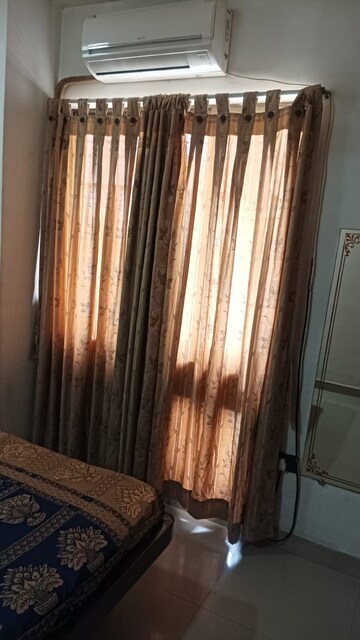 Furnished Amenities in 3 BHK Apartment at Vijay Nagari Annex, Waghbil – for Rent