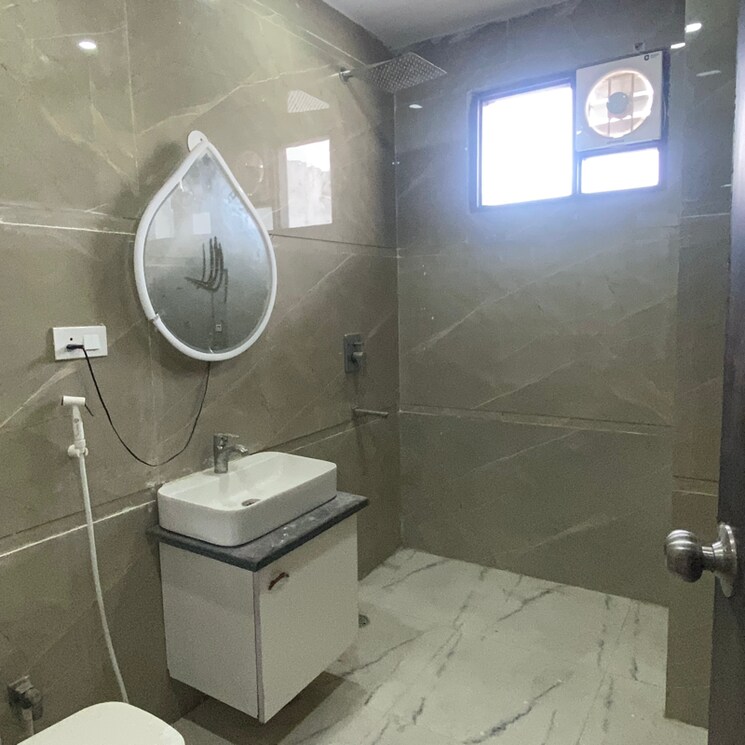 Bathroom, sector 85 4 Bedroom 308 Sq.Yd. Builder Floor In Sector 85 Faridabad 9172398
