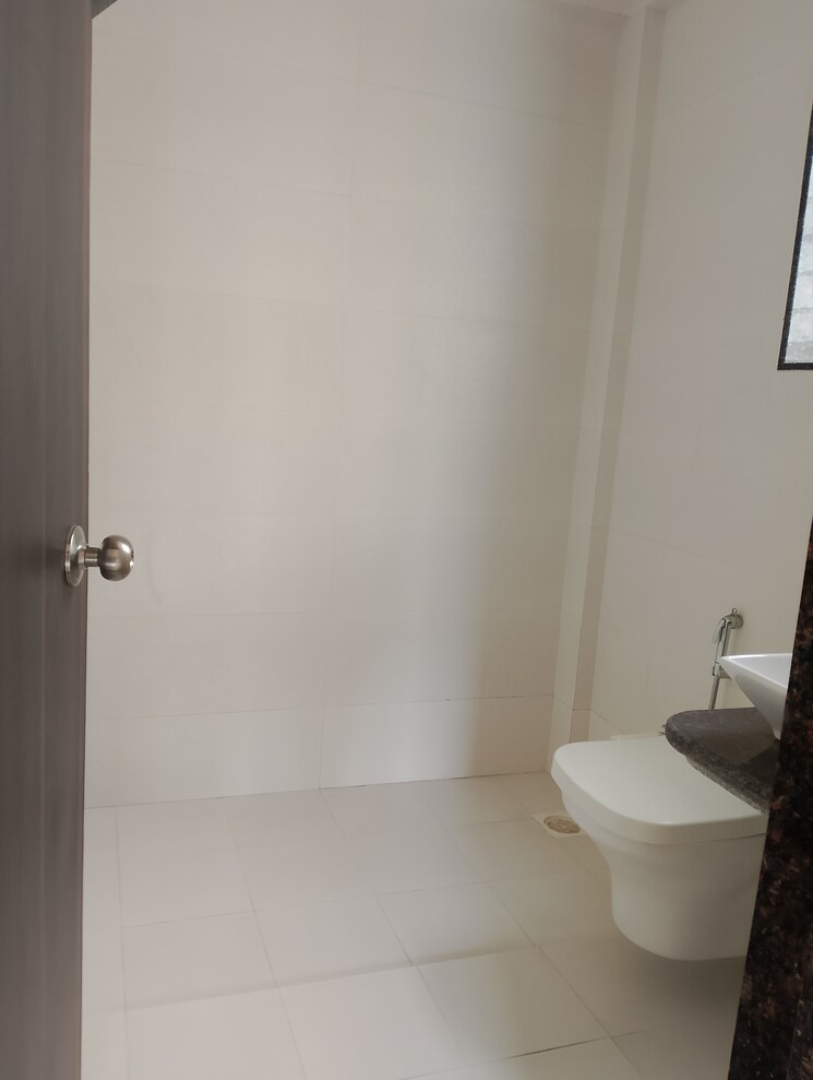 Bathroom, shree-bal-kapil-aasmant 4 Bedroom 2500 Sq.Ft. Villa In Pashan Pune 9172391